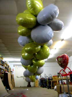 Luftballongirlande mit Folienballons