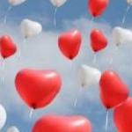 Himmel-voller-Luftballons-zur-Hochzeit