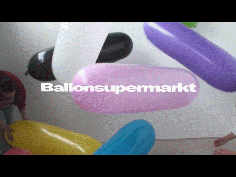Riesige Bannerballons