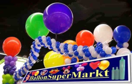 Ballondekoration mit Riesenballons