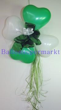 Ballondeko-Hochzeit-Herzluftballons-mit-Hochzeitsschleife